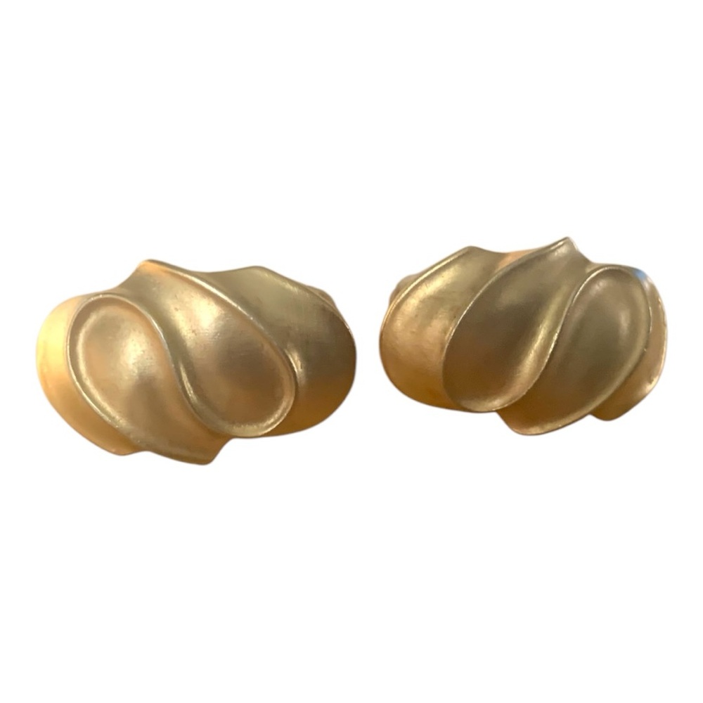 VTG 80’s Chunky Ocean Wave Ribbed Swirl Modernist Gold Tone  Clip On Earrings